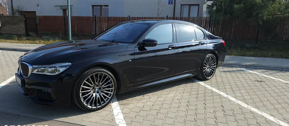 bmw BMW Seria 7 cena 165000 przebieg: 260000, rok produkcji 2016 z Legionowo